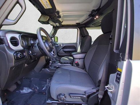 Used 2024 Jeep Wrangler Sport AWD/4WD image 16