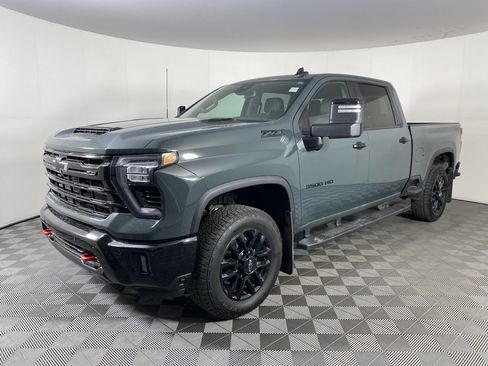 Used 2026 Chevrolet Silverado 3500 LT w/ Trail Boss Package AWD/4WD image 2