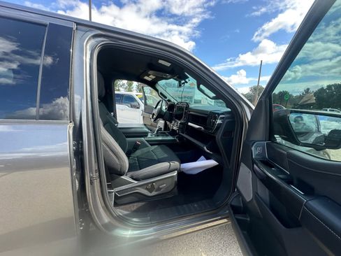 Certified 2022 Ford F150 XLT w/ Equipment Group 302A High image 17