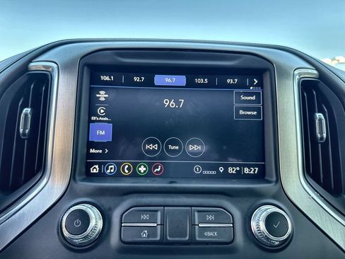 Used 2022 GMC Sierra 2500 SLE w/ SLE Convenience Package AWD/4WD image 5