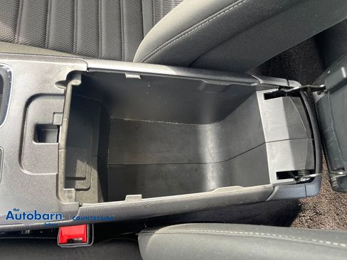 Used 2020 Ford Fusion SE FWD image 24