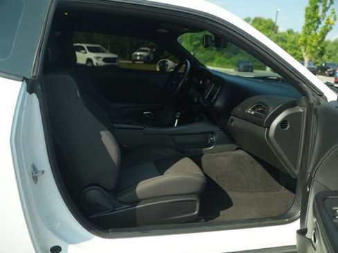 Used 2019 Dodge Challenger R/T Scat Pack RWD image 17