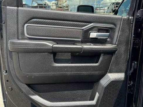 Used 2025 RAM 2500 Big Horn AWD/4WD image 27