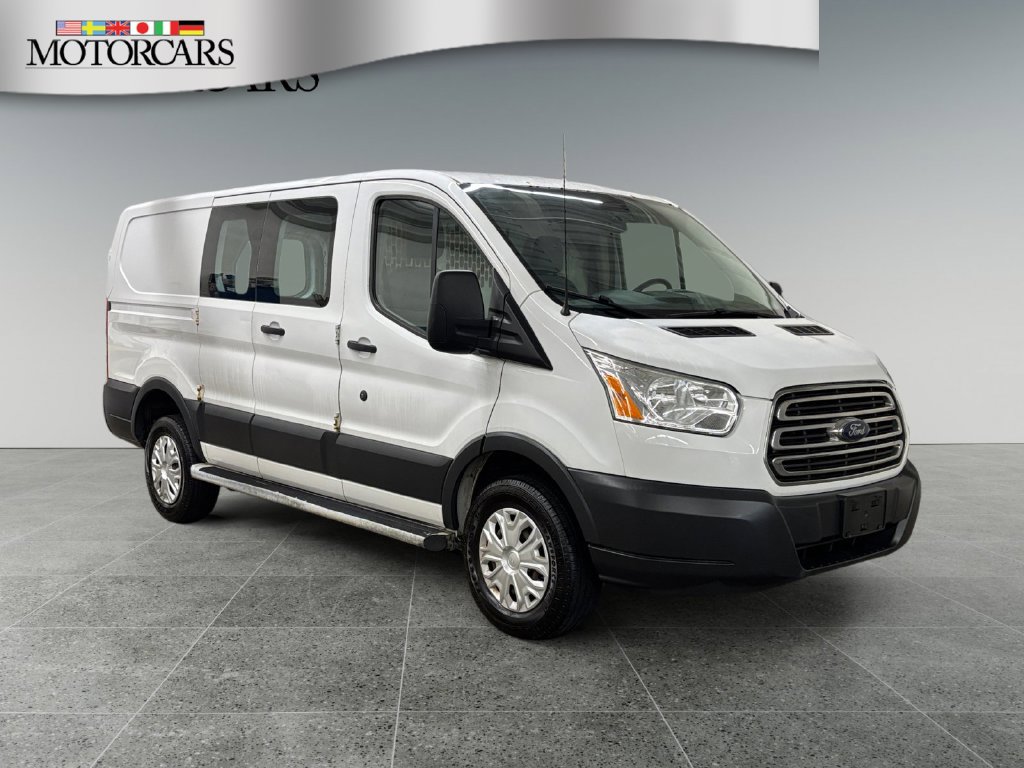Used 2015 Ford Transit 250 130 Low Roof w/ Exterior Upgrade Package RWD image 1