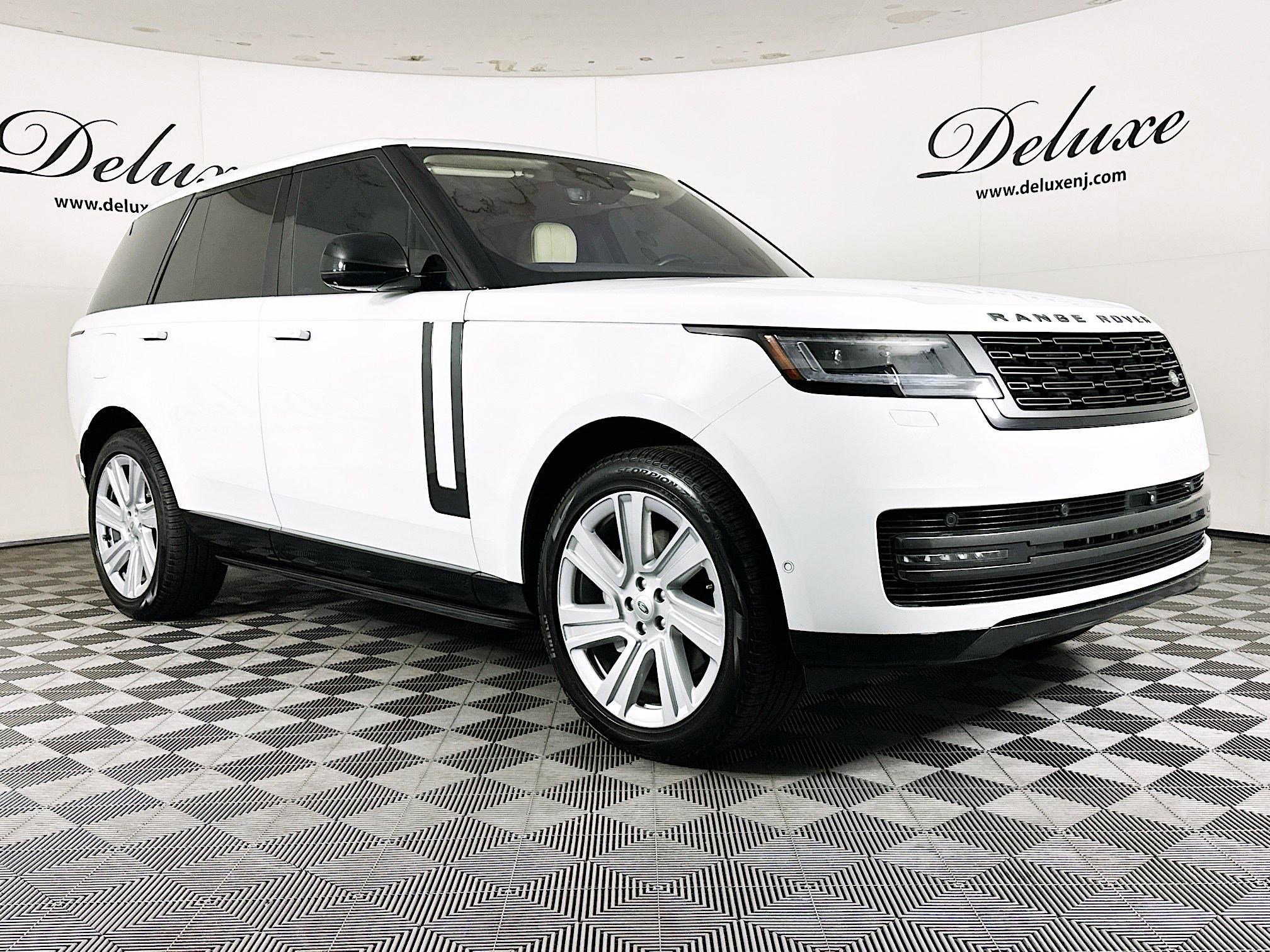 Used 2023 Land Rover Range Rover SE AWD/4WD image 1