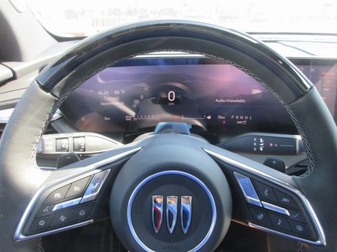 New 2026 Buick Enclave Avenir image 18