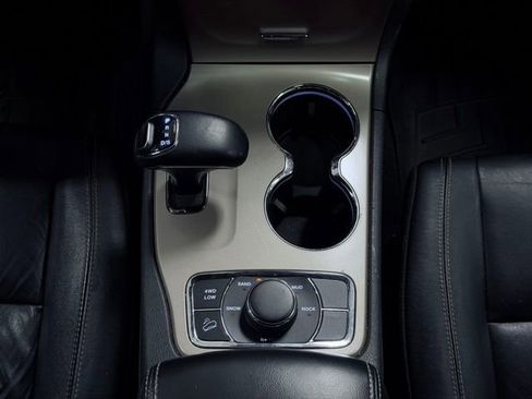 Used 2015 Jeep Grand Cherokee Limited AWD/4WD image 30
