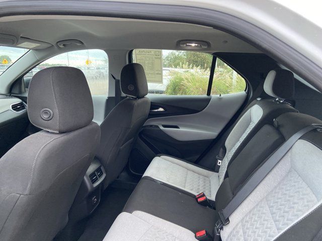 Used 2023 Chevrolet Equinox LS AWD/4WD image 17