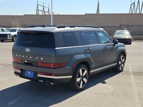 Used 2024 Hyundai Santa Fe Limited image 10