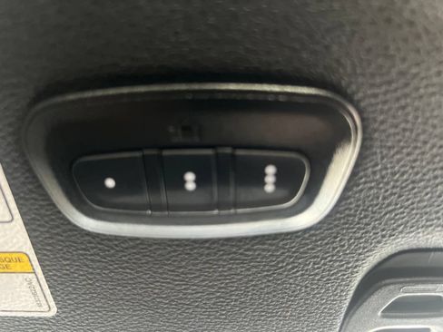 Used 2022 Jeep Wrangler Unlimited Sahara AWD/4WD image 75
