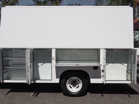 Used 2016 Ford E-350 and Econoline 350 Super Duty w/ Power Windows & Locks Group RWD image 6