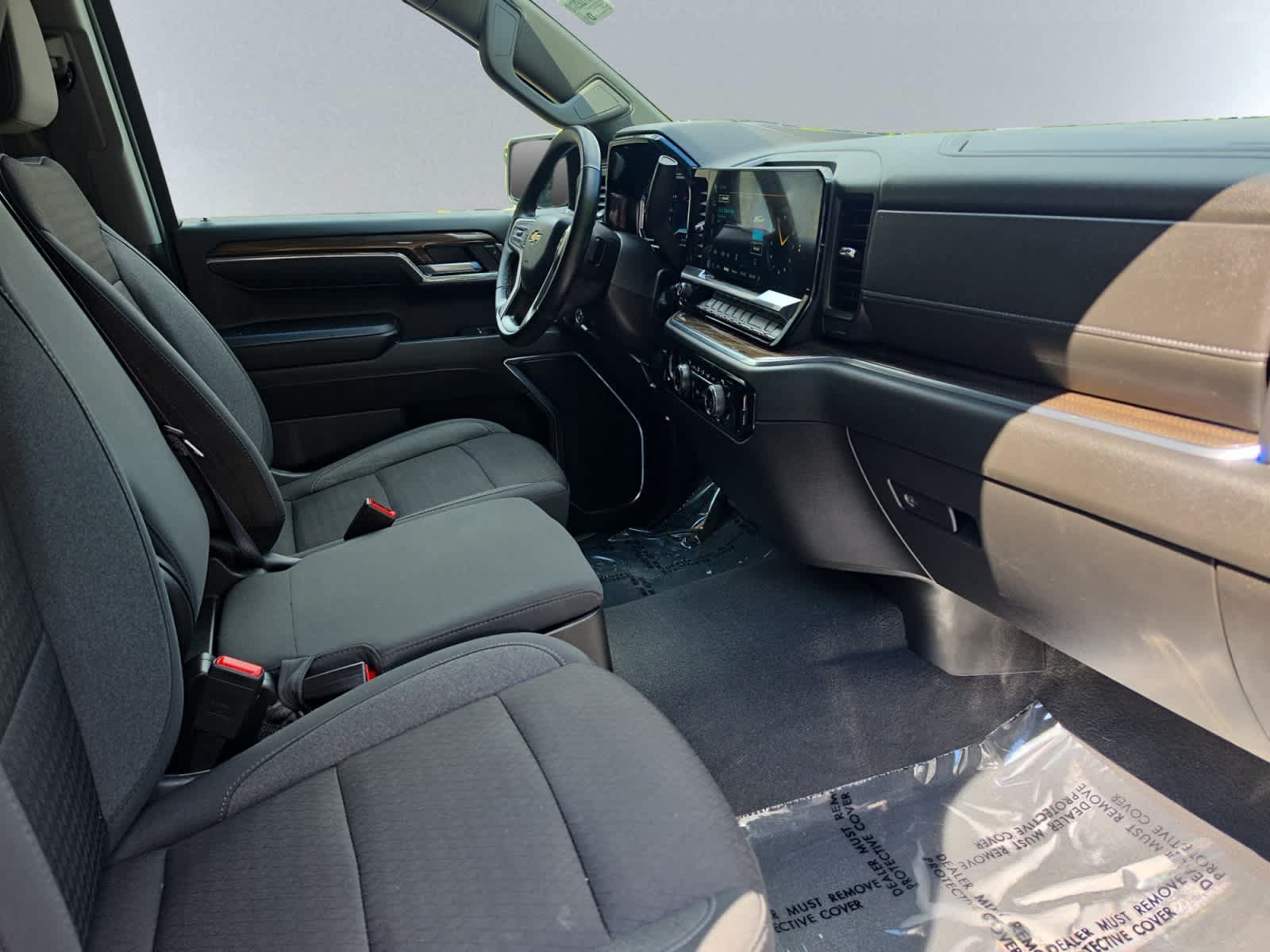 Used 2023 Chevrolet Silverado 1500 LT AWD/4WD image 20