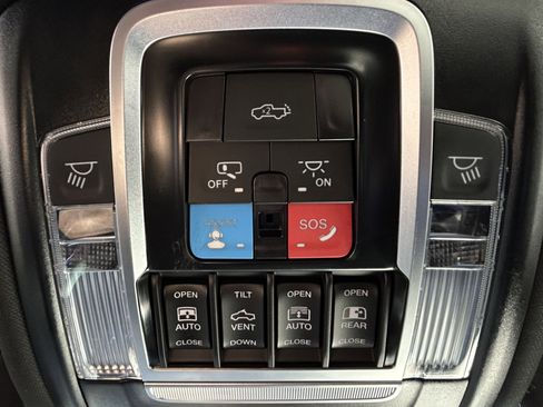 Certified 2025 RAM 1500 Laramie w/ Bed Utility Group image 42