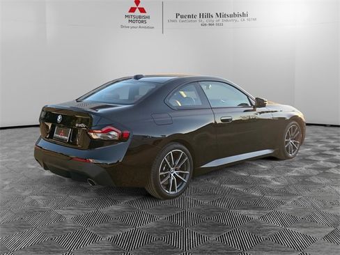 Used 2023 BMW 230i Coupe image 5