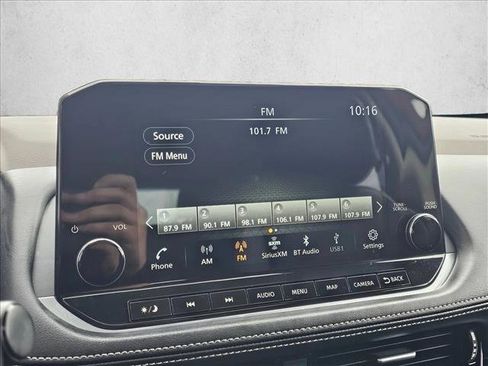 Used 2023 Nissan Rogue Platinum w/ Platinum Premium Package image 24