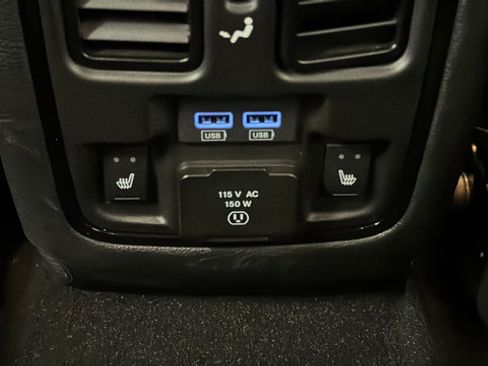 Used 2024 Dodge Durango R/T AWD/4WD image 38