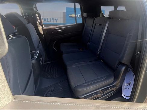Certified 2025 Chevrolet Suburban LS AWD/4WD image 24