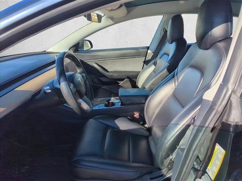 Used 2018 Tesla Model 3 Long Range image 12