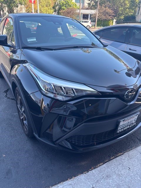 Used 2022 Toyota C-HR XLE FWD image 5