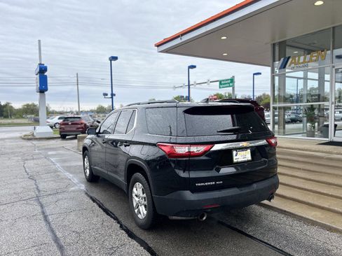 Used 2020 Chevrolet Traverse LT w/ Driver Confidence II Package AWD/4WD image 6
