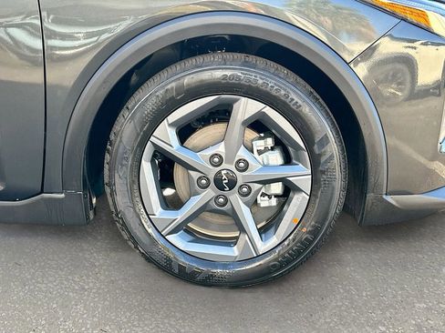 New 2025 Kia K4 LXS image 28