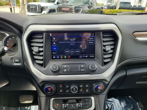 Used 2023 GMC Acadia SLE FWD image 20