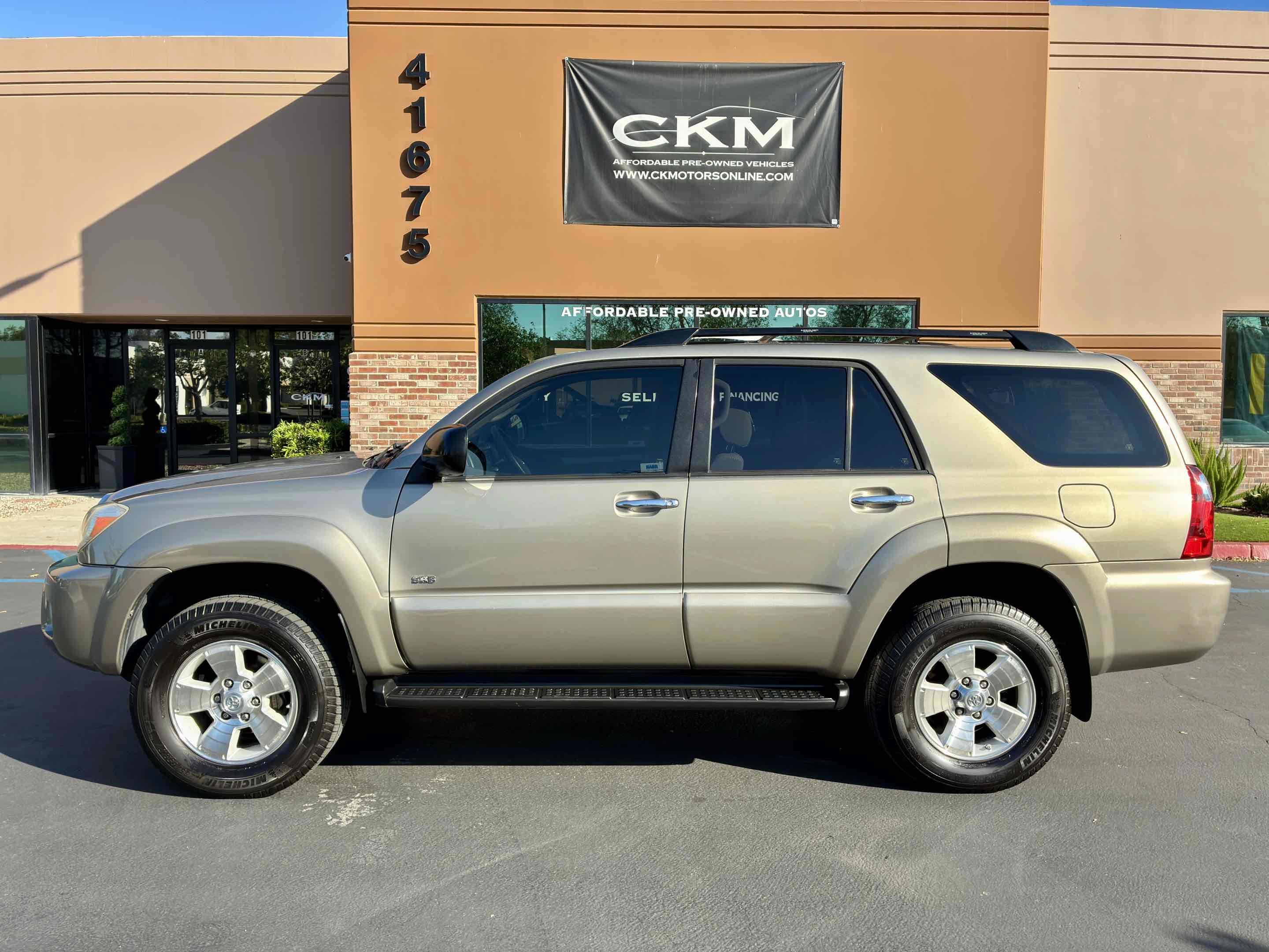 Used 2006 Toyota 4Runner SR5 RWD image 3