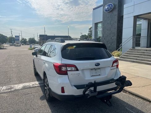 Used 2015 Subaru Outback 2.5i Limited AWD/4WD image 6