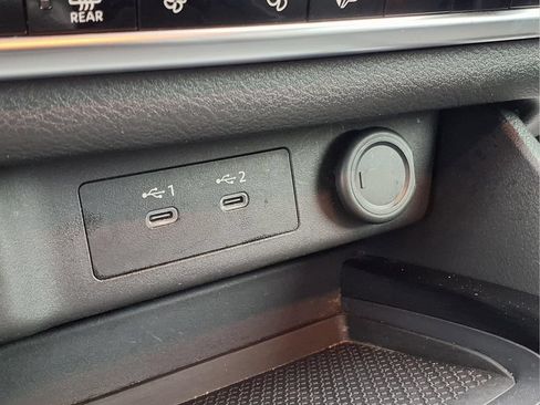 Used 2025 Nissan Rogue SV FWD image 13