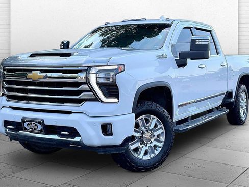 Used 2024 Chevrolet Silverado 2500 High Country AWD/4WD image 13