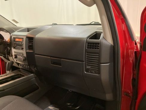 Used 2011 Nissan Titan SV w/ SV Value Truck Pkg image 21