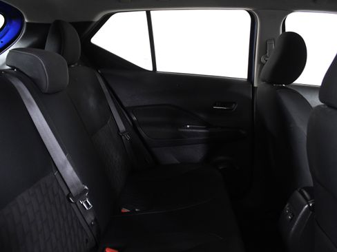 Used 2023 Nissan Kicks SV image 24