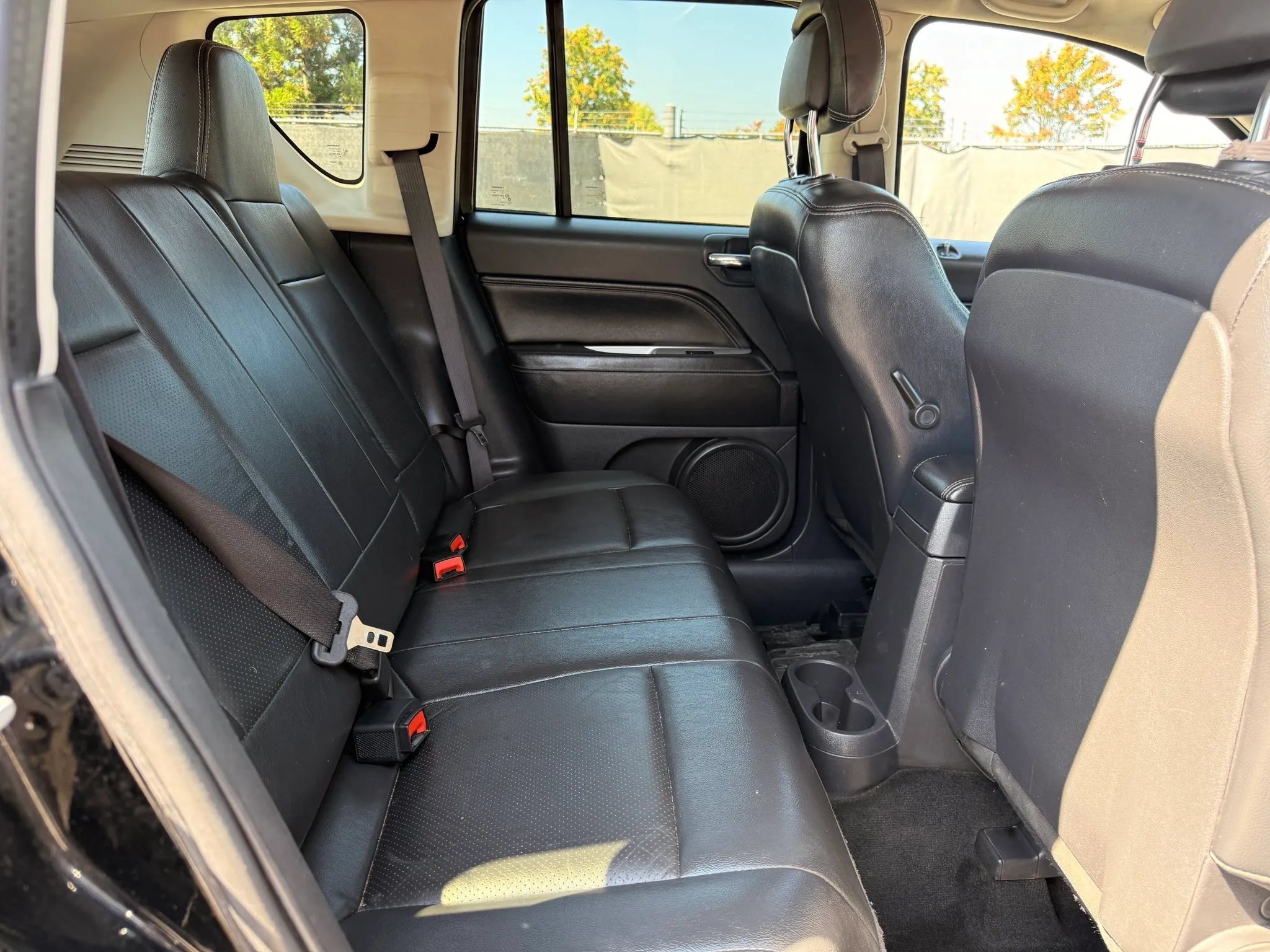Used 2016 Jeep Compass High Altitude FWD image 20