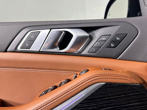 Used 2026 BMW X5 xDrive40i w/ M Sport Package image 39