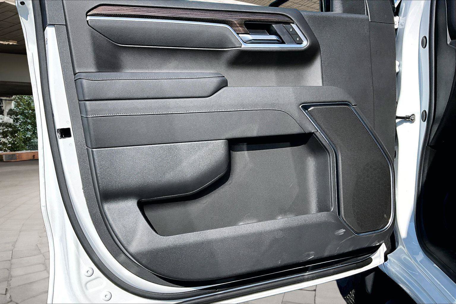 New 2026 Chevrolet Silverado 1500 RST AWD/4WD image 9