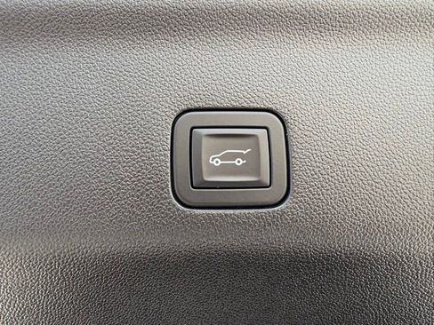 Used 2024 GMC Yukon AT4 w/ LPO, Floor Liner Package AWD/4WD image 36