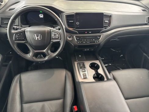 Certified 2025 Honda Ridgeline RTL image 28