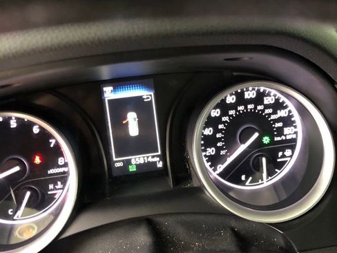 Used 2022 Toyota Camry LE FWD image 21