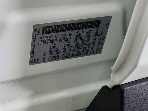 Used 2024 Nissan Rogue S image 31