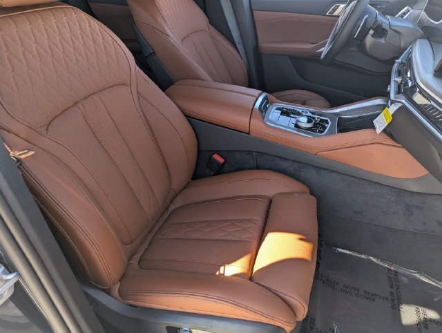 New 2027 BMW X6 xDrive40i w/ Executive Package AWD/4WD image 12