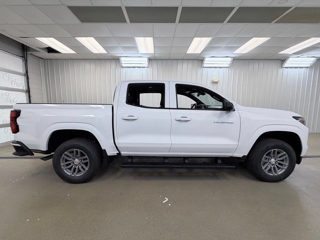 New 2026 Chevrolet Colorado LT w/ LT Convenience Package RWD image 5