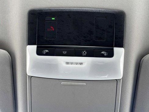 Used 2025 Nissan Altima 2.5 SV FWD image 26
