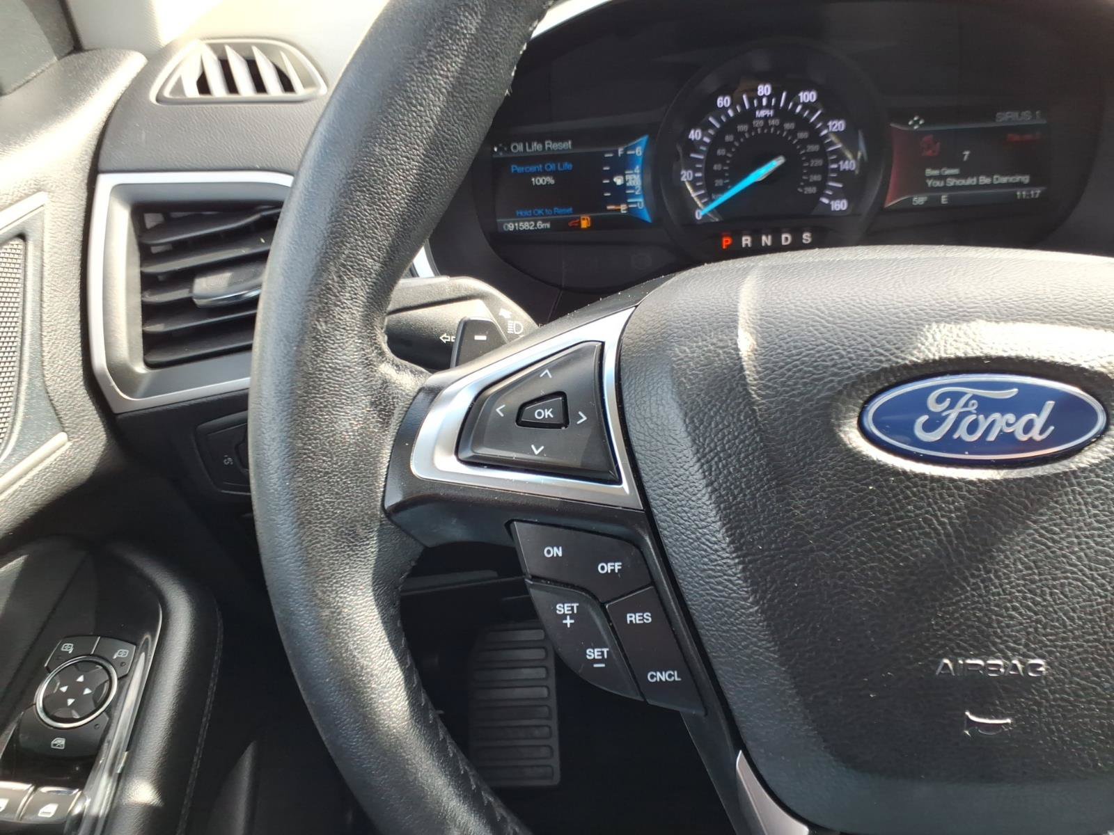 Used 2018 Ford Edge SEL w/ Equipment Group 201A AWD/4WD image 18