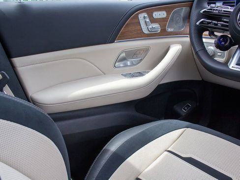 Used 2026 Mercedes-Benz GLE 63 AMG S image 19
