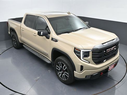 Used 2023 GMC Sierra 1500 AT4 w/ AT4 Premium Package image 43