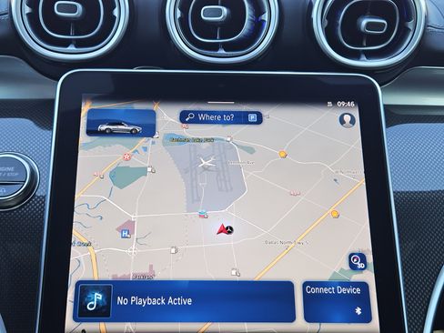 Used 2025 Mercedes-Benz CLE 300 4MATIC Cabriolet image 17