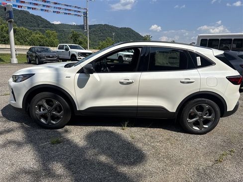 New 2025 Ford Escape ST-Line w/ Tech Pack #1 image 10