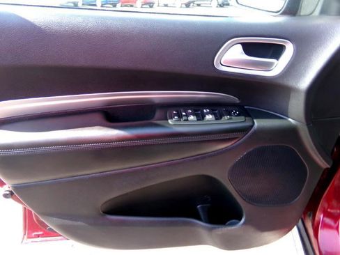 Used 2020 Dodge Durango SXT image 9