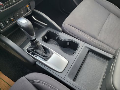 Used 2022 Nissan Frontier SV image 21