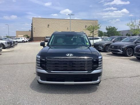 Used 2026 Hyundai Palisade Calligraphy AWD/4WD image 2